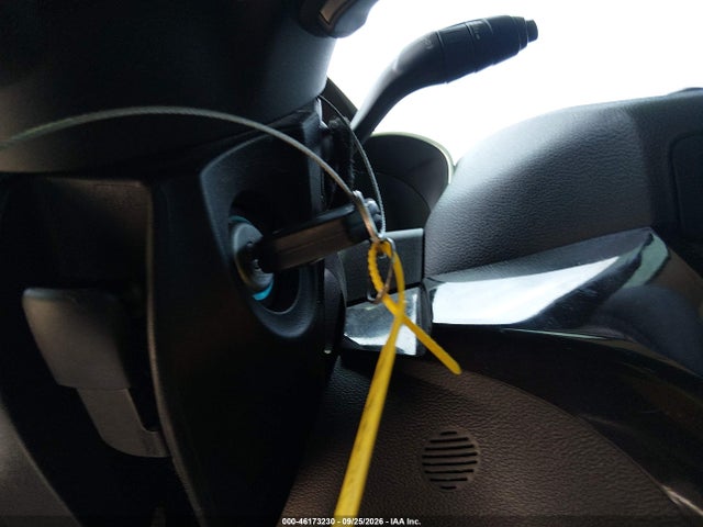 46173230 :رقم المزاد ، 1FMCU0GD9JUC08085 vin ، 2018 Ford Escape Se مزاد بيع