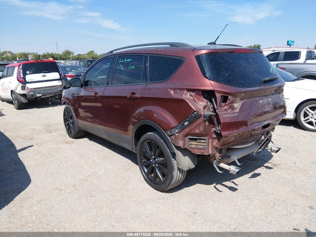 46173230 :رقم المزاد ، 1FMCU0GD9JUC08085 vin ، 2018 Ford Escape Se مزاد بيع