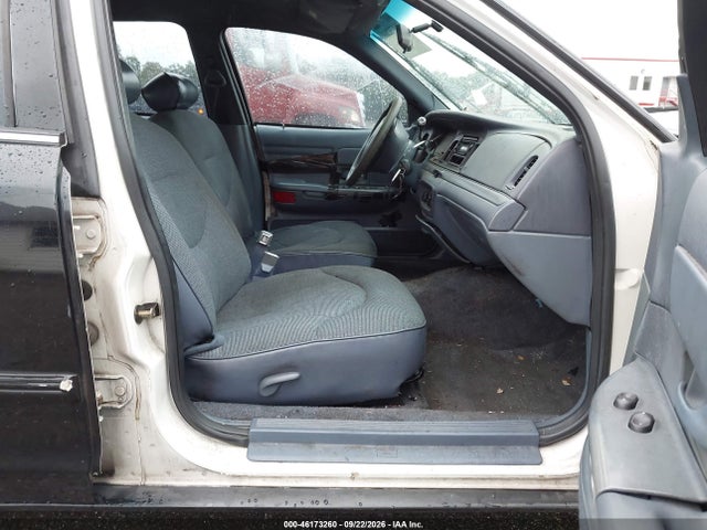 Продажа на аукционе авто 1997 Ford Crown Victoria Police Interceptor, vin: 2FALP71W1VX192824, номер лота: 46173260