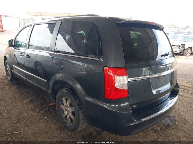 2011 Chrysler Town & Country Touring მანქანა იყიდება აუქციონზე, vin: 2A4RR5DG6BR687280, აუქციონის ნომერი: 46173370