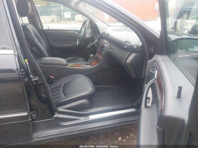 2007 Mercedes-benz C 280 Luxury 4matic მანქანა იყიდება აუქციონზე, vin: WDBRF92HX7F934847, აუქციონის ნომერი: 46173390