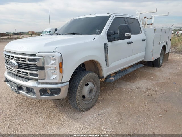 46173396 :رقم المزاد ، 1FD8W3HN1SEC09087 vin ، 2025 Ford F-350 Chassis Xlt مزاد بيع