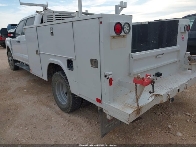 46173396 :رقم المزاد ، 1FD8W3HN1SEC09087 vin ، 2025 Ford F-350 Chassis Xlt مزاد بيع
