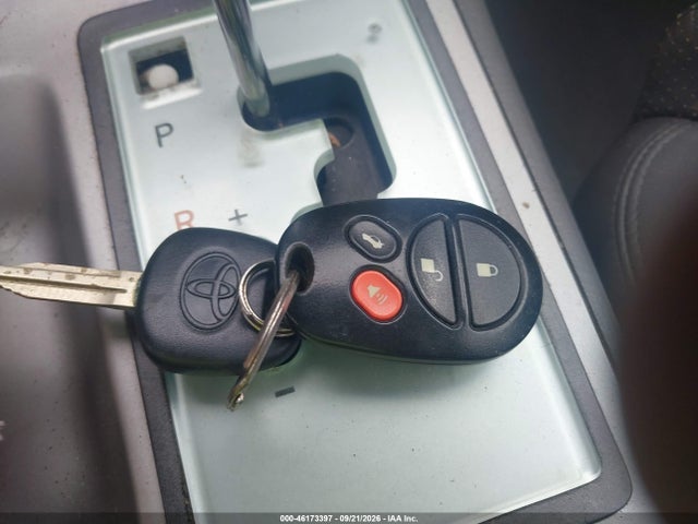 46173397 :رقم المزاد ، 4T1FA38P84U037625 vin ، 2004 Toyota Camry Solara Sle مزاد بيع
