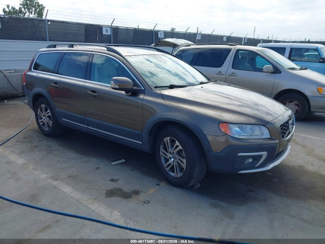 Продажа на аукционе авто 2015 Volvo Xc70 3.2 Premier, vin: YV4940NB4F1202409, номер лота: 46173497