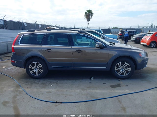 Продажа на аукционе авто 2015 Volvo Xc70 3.2 Premier, vin: YV4940NB4F1202409, номер лота: 46173497