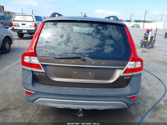Продажа на аукционе авто 2015 Volvo Xc70 3.2 Premier, vin: YV4940NB4F1202409, номер лота: 46173497