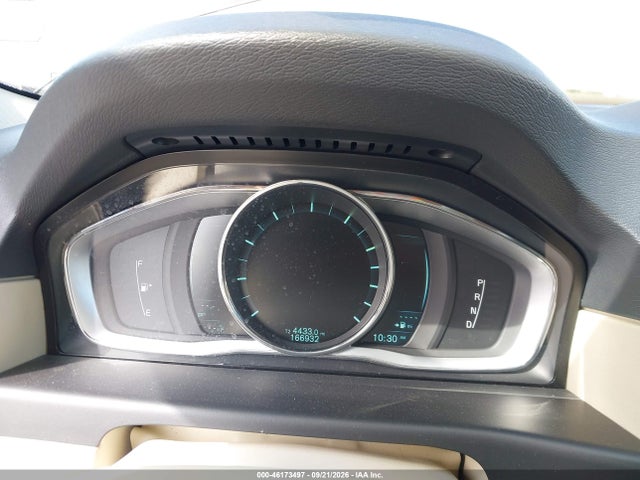 Продажа на аукционе авто 2015 Volvo Xc70 3.2 Premier, vin: YV4940NB4F1202409, номер лота: 46173497
