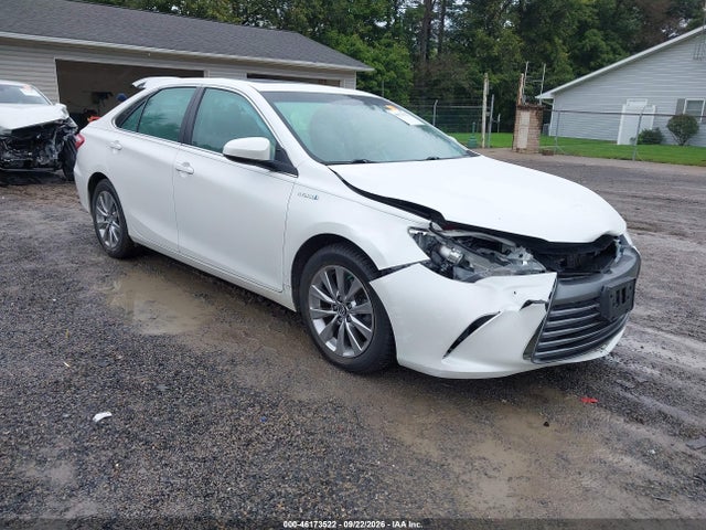 2017 Toyota Camry Hybrid Xle მანქანა იყიდება აუქციონზე, vin: 4T1BD1FK7HU225771, აუქციონის ნომერი: 46173522