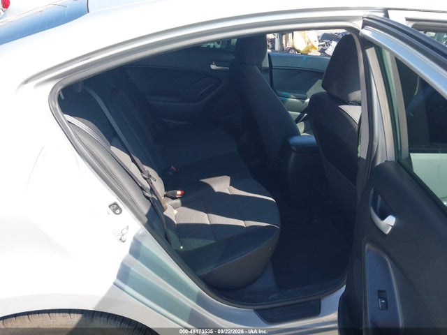 KIA FORTE LX 2018 3KPFL4A70JE166466 Image 8
