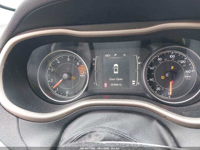 2016 Jeep Cherokee Altitude მანქანა იყიდება აუქციონზე, vin: 1C4PJMCB5GW142156, აუქციონის ნომერი: 46173562