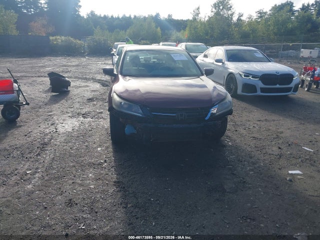 46173595 :رقم المزاد ، 1HGCR2F30FA215835 vin ، 2015 Honda Accord Lx مزاد بيع