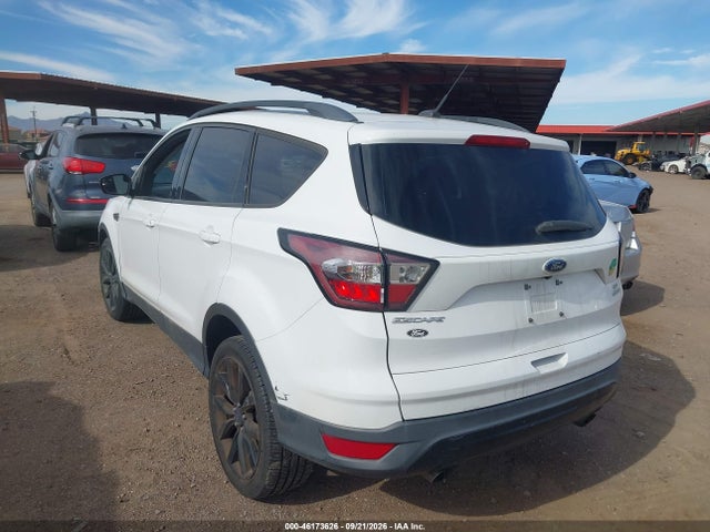 Ford ESCAPE SE 2017 1FMCU0GD7HUE92732 Image 3