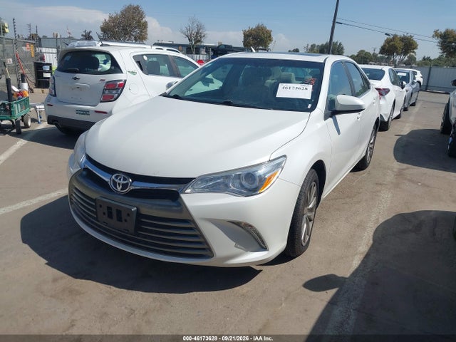 Toyota CAMRY XLE 2017 4T1BF1FK2HU699508 Image 2