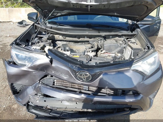 Aukcja sprzedaży 2018 Toyota Rav4 Le, vin: JTMBFREV4JJ245783, numer aukcji: 46173660