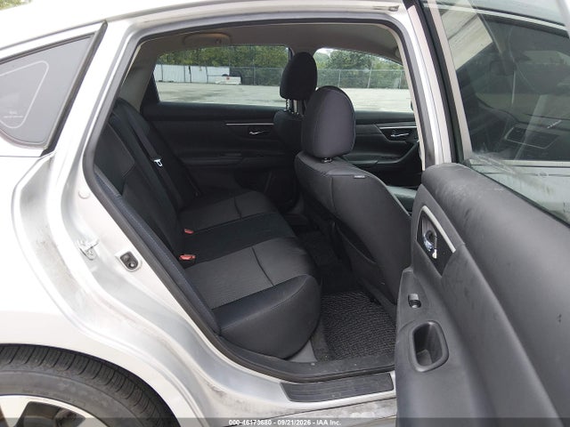 46173680 :رقم المزاد ، 1N4AL3AP1HN303978 vin ، 2017 Nissan Altima 2.5 Sr مزاد بيع