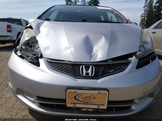 46173683 :رقم المزاد ، JHMGE8H38DC009593 vin ، 2013 Honda Fit مزاد بيع