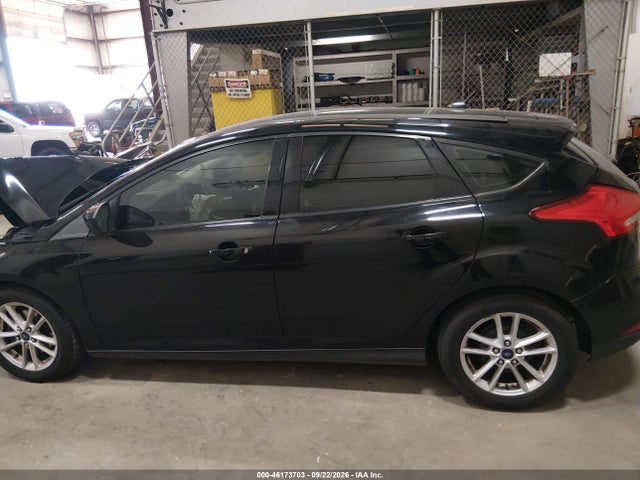 Ford FOCUS SE 2018 1FADP3K23JL323980 Image 15
