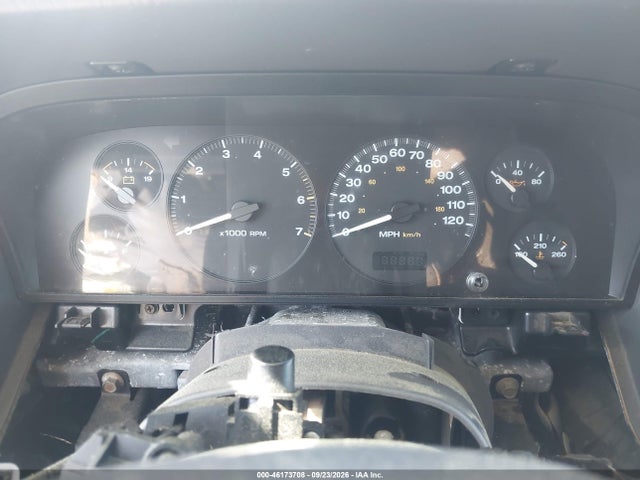 Auction sale of the 1999 Jeep Grand Cherokee Limited, vin: 1J4GW68NXXC805071, lot number: 46173708