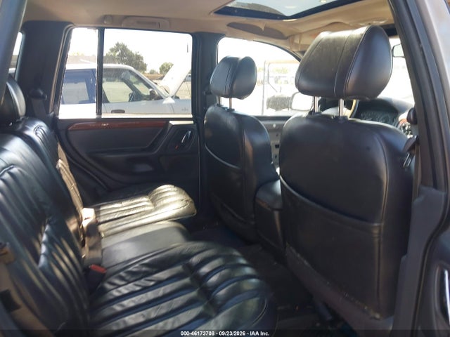 Auction sale of the 1999 Jeep Grand Cherokee Limited, vin: 1J4GW68NXXC805071, lot number: 46173708