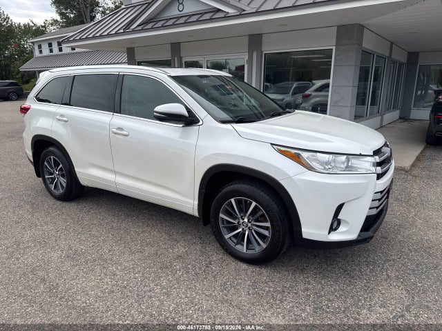 46173783 :رقم المزاد ، 5TDJZRFH9HS362817 vin ، 2017 Toyota Highlander Xle مزاد بيع