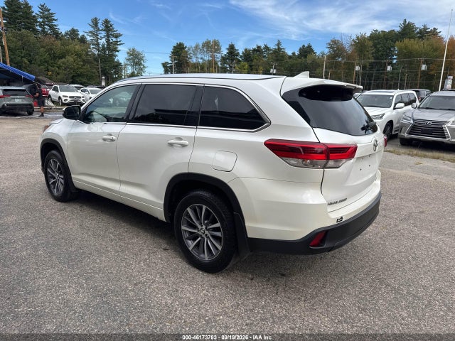46173783 :رقم المزاد ، 5TDJZRFH9HS362817 vin ، 2017 Toyota Highlander Xle مزاد بيع