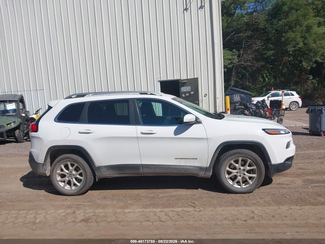 46173788 :رقم المزاد ، 1C4PJMCB6GW183072 vin ، 2016 Jeep Cherokee Latitude مزاد بيع