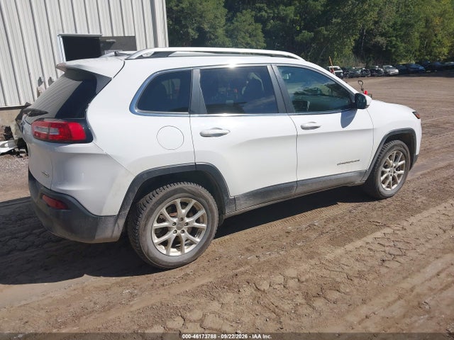 46173788 :رقم المزاد ، 1C4PJMCB6GW183072 vin ، 2016 Jeep Cherokee Latitude مزاد بيع