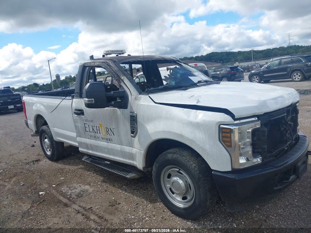 2019 Ford F-250 Xl მანქანა იყიდება აუქციონზე, vin: 1FTBF2A61KEF54644, აუქციონის ნომერი: 46173797