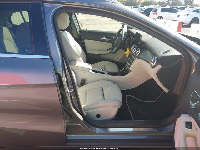 2020 Mercedes-benz Gla 250 მანქანა იყიდება აუქციონზე, vin: WDCTG4EB3LJ656793, აუქციონის ნომერი: 46173817