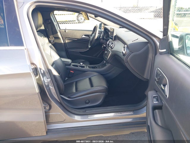WDCTG4GBXHJ306792 Mercedes-Benz Gla 250 4matic