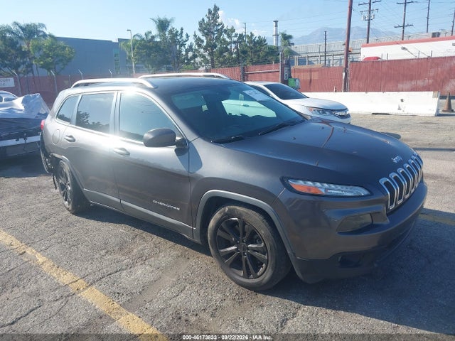 2016 Jeep Cherokee Latitude მანქანა იყიდება აუქციონზე, vin: 1C4PJLCSXGW108238, აუქციონის ნომერი: 46173833
