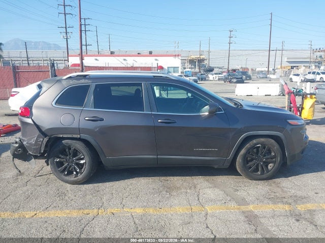 2016 Jeep Cherokee Latitude მანქანა იყიდება აუქციონზე, vin: 1C4PJLCSXGW108238, აუქციონის ნომერი: 46173833