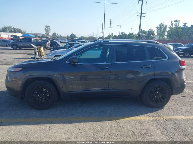 2016 Jeep Cherokee Latitude მანქანა იყიდება აუქციონზე, vin: 1C4PJLCSXGW108238, აუქციონის ნომერი: 46173833
