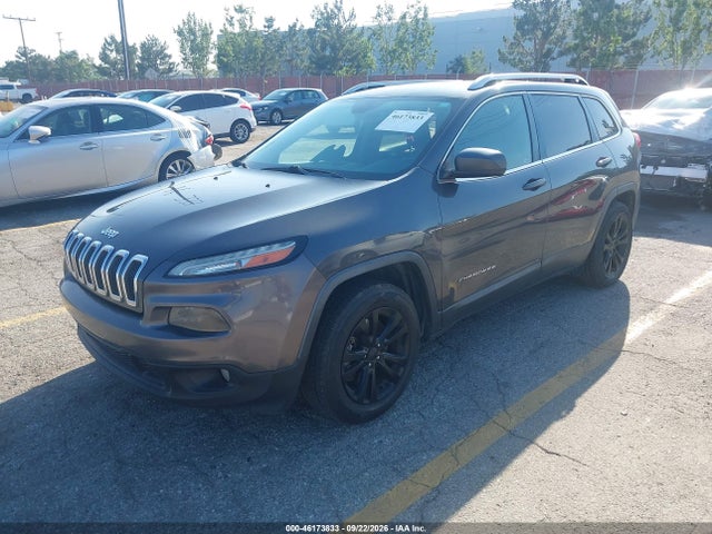 2016 Jeep Cherokee Latitude მანქანა იყიდება აუქციონზე, vin: 1C4PJLCSXGW108238, აუქციონის ნომერი: 46173833