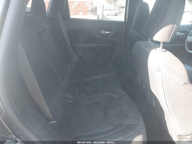 2016 Jeep Cherokee Latitude მანქანა იყიდება აუქციონზე, vin: 1C4PJLCSXGW108238, აუქციონის ნომერი: 46173833