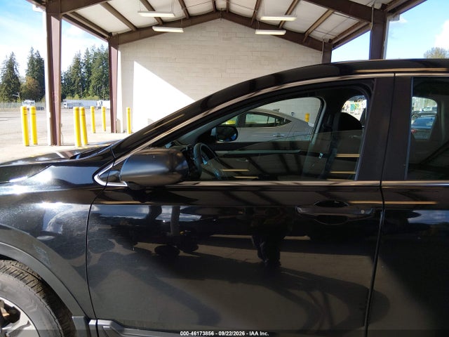 Honda CR-V LX 2018 2HKRW6H30JH220637 Image 15