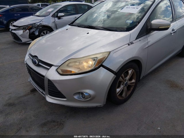 Ford FOCUS SE 2014 1FADP3K23EL212111 Image 6