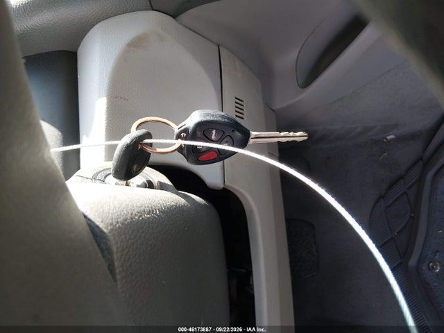 46173887 :رقم المزاد ، 4T1BF3EK4BU774388 vin ، 2011 Toyota Camry Le مزاد بيع