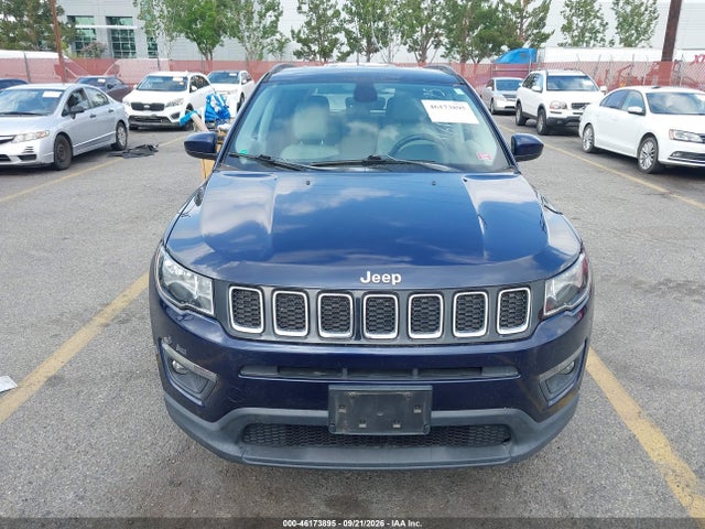 Jeep Compass Latitude 4x4 2018 3C4NJDBB8JT185878 Image 12
