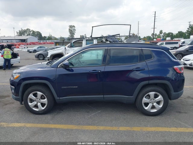 Jeep Compass Latitude 4x4 2018 3C4NJDBB8JT185878 Image 14