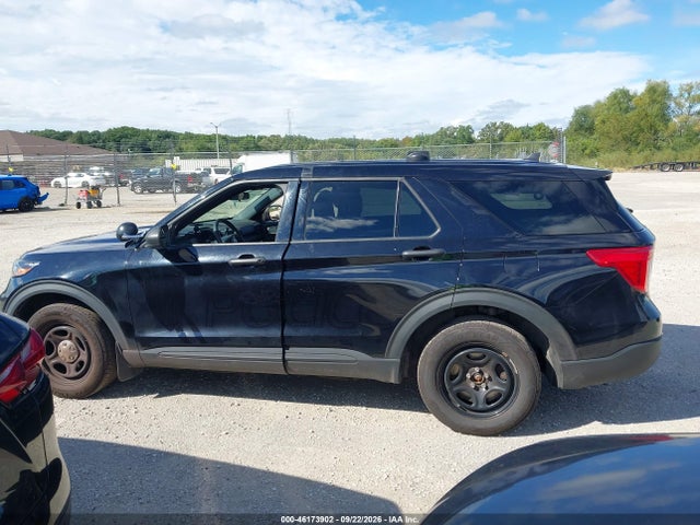 2022 Ford Police Interceptor Utility მანქანა იყიდება აუქციონზე, vin: 1FM5K8ABXNGA42300, აუქციონის ნომერი: 46173902