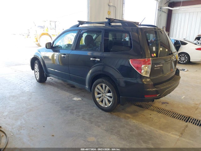46173924 :رقم المزاد ، JF2SHADC3BH726288 vin ، 2011 Subaru Forester 2.5x Premium مزاد بيع