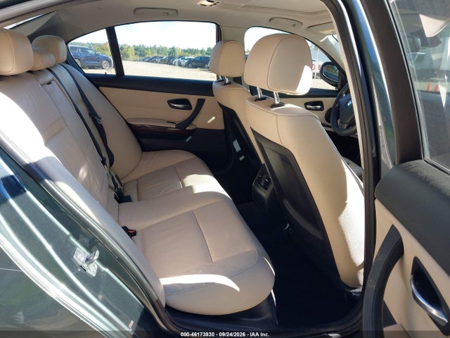 46173930 :رقم المزاد ، WBAPK5G57BNN26927 vin ، 2011 Bmw 328i Xdrive مزاد بيع