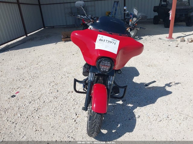 2011 Harley-davidson Flhx მანქანა იყიდება აუქციონზე, vin: 1HD1KBM16BB661406, აუქციონის ნომერი: 46173971