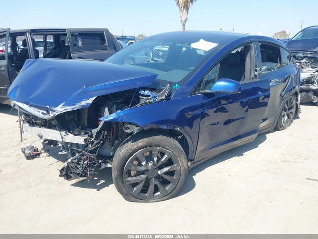 Tesla Model X Dual Motor All-wheel Drive/standard Range 2023 7SAXCBE58PF381780 Image 2
