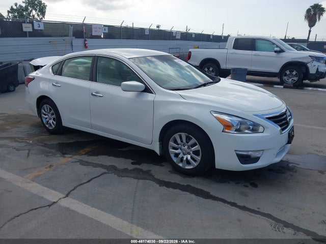 2015 Nissan Altima 2.5 S მანქანა იყიდება აუქციონზე, vin: 1N4AL3AP6FC461287, აუქციონის ნომერი: 46174030