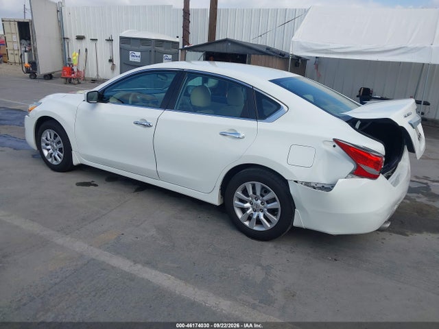 2015 Nissan Altima 2.5 S მანქანა იყიდება აუქციონზე, vin: 1N4AL3AP6FC461287, აუქციონის ნომერი: 46174030