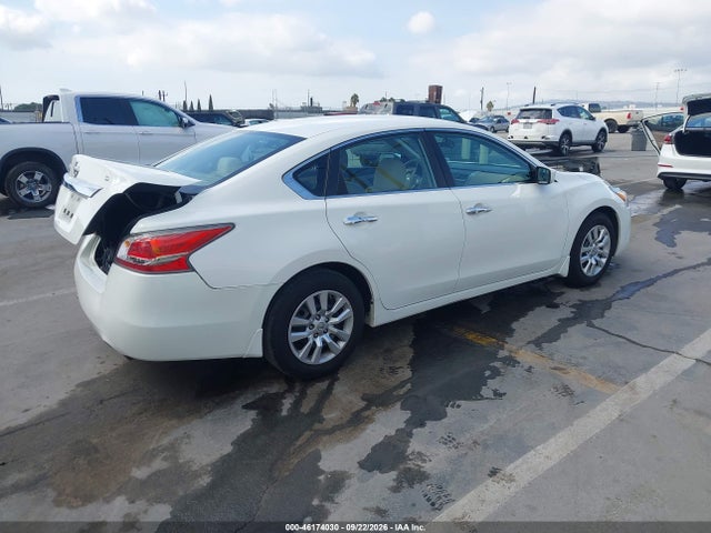 2015 Nissan Altima 2.5 S მანქანა იყიდება აუქციონზე, vin: 1N4AL3AP6FC461287, აუქციონის ნომერი: 46174030