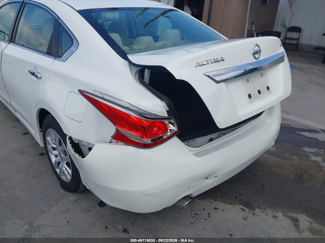 2015 Nissan Altima 2.5 S მანქანა იყიდება აუქციონზე, vin: 1N4AL3AP6FC461287, აუქციონის ნომერი: 46174030